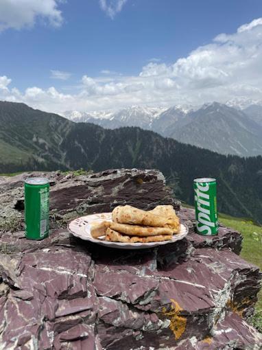 Khana Badosh Resort Kalam Exteriör bild