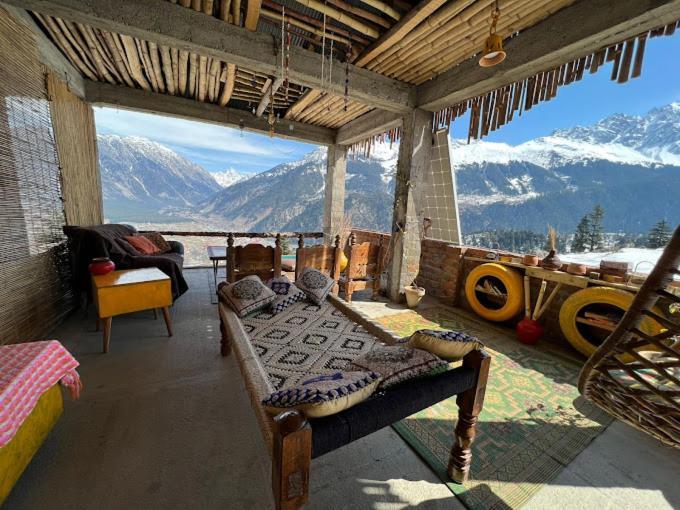 Khana Badosh Resort Kalam Exteriör bild